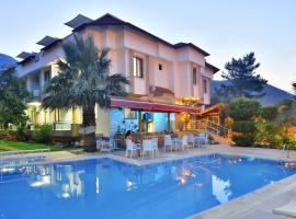Margaritaotel，位于Kumluca的酒店
