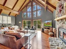 Secluded 3BR Home Fire Pit Covered Deck