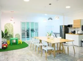 Eco-friendly house near street food quiet area