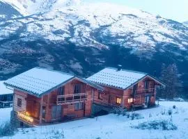 Chalet recent , 5 min télésiège de la Roche, virage 12