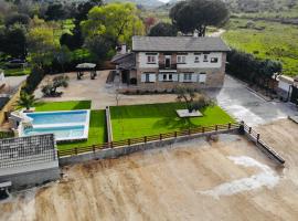 Finca Avellaneda，位于Rozas de Puerto Real的酒店