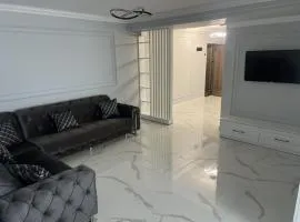 Adu Luxuri apartament