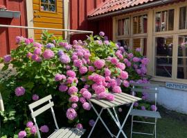 Kyrkstallet 1 Historiskt med bästa läge Gränna，位于格兰纳的酒店