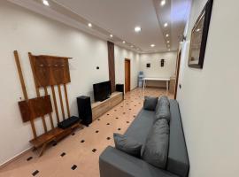 Vila Diora Hostel，位于爱尔巴桑的酒店