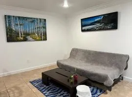 Near Disney,college,sunset beach ,airport