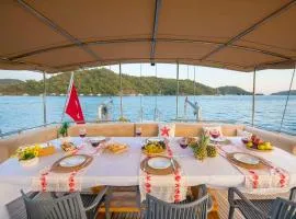 Gulet for rent in Göcek - 24 Mt 6 Cabins 12 Guest