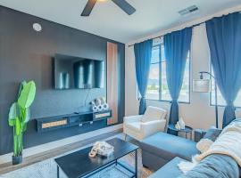 Serene 1BR Kierland Commons, TPC Golf, Pool, Gym, W-D