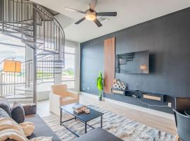 Kierland Commons, Private Rooftop, TPC Golf, Pool, Gym