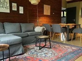 Idyllisches Ferienhaus im Wald unweit der Loreley