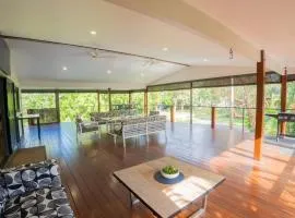 Amity Escape - Sleeps 12