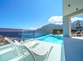 Sun Bliss Villa, wrapped in blue