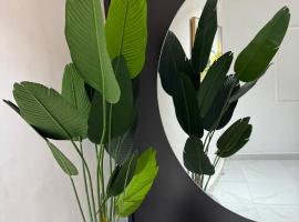 D5 future homes hotel & apartment，位于贝宁城的酒店