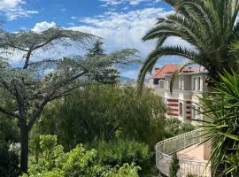 Villa belle époque idéalement située plage et centre ville