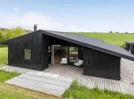 4 Bedroom Lovely Home In Rønde