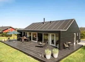 Gorgeous Home In Brovst With Sauna