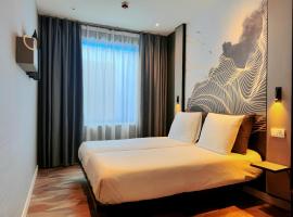 Nebula Hotel by Ine's，位于Assendelft的酒店