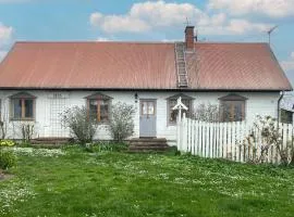 2 Bedroom Cozy Home In Melösa På Öland