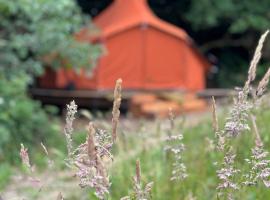 Rode Bell Achter Duin，位于't Horntje的豪华帐篷