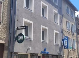 Logis Hotel Restaurant Le Cygne，位于Yssingeaux的酒店