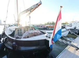 Unique Private Yacht Stay Amsterdam Black Swan