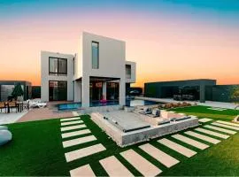 Bow Villa
