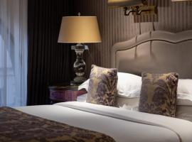 The Hotel Belwood Near IGI Delhi Airport，位于加姆布的酒店