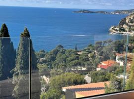 Villa Eze Vue Mer，位于艾日的酒店