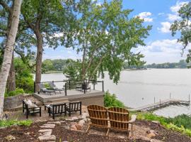 Villa de Lago，位于Champlin的酒店