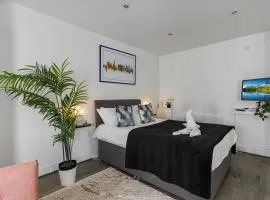 Exeter City Centre Apartments Stoop Apartment