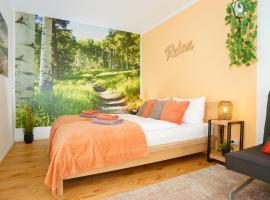 RELAX - ORANGE mit Pool und Sauna，位于松托芬的酒店
