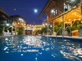HotelCascol，位于洛佩斯港的酒店