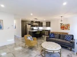 Stylish retreat with Garage