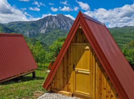 Mountain Camp Outdoor Tara，位于耶蒂斯特的酒店