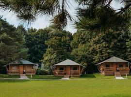 Trio Lodge，位于泽沃德的酒店