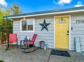 Birch Bay Cottage Retreat on river