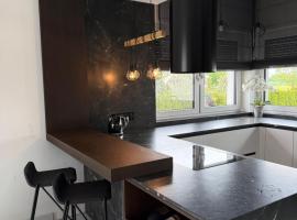 Jeziorna Perła，位于Gruta的酒店