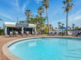 Best Western Cocoa Beach - Port Canaveral，位于可可比奇的酒店