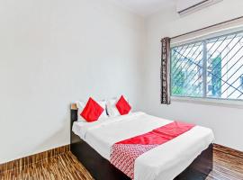 Hotel O Shree Balaji Lodging，位于Chikalthān的酒店