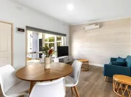 Rosebud Beachfront Haven Coastal Bliss Two