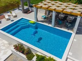 Beautiful Home In Svib