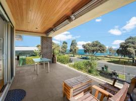 Water Front at Geelong Holiday K Villa，位于North Shore的酒店