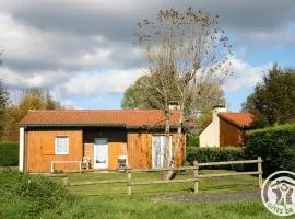 Charmant Gîte à la Campagne avec Cheminée, Terrasse et Jardin - Animaux Bienvenus - FR-1-496-164