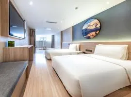 成都高新西区电子科技大学亚朵轻居酒店