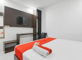 Hotel Grand Ompo，位于Klandasan-besar的酒店