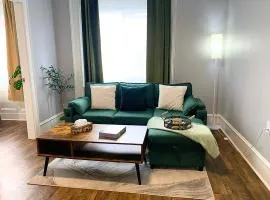 Cozy 1BR by Hospital & Uptown