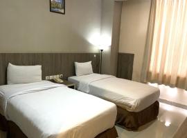 Lynt Hotel Makassar，位于Pampang的酒店