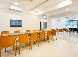 Collection O 76679 Blue Roof Sea Side，位于Dāndepāda的酒店