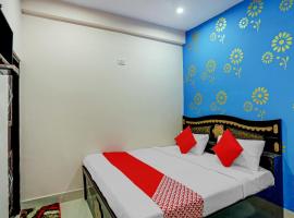 OYO Flagship Solanki Hotel And Restaurant，位于Jhājhar的酒店