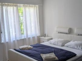 Luxury Apartment in very Good Location near Basel City，位于艾勒史威尔的酒店