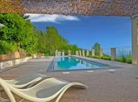 Peponi Classé 4 étoiles - Piscine - Parc des Monts d'Ardèche